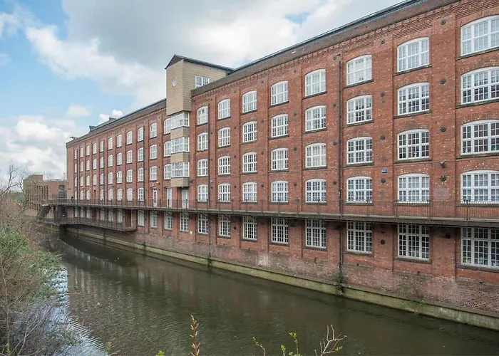 Chocolets - The Foss アパート