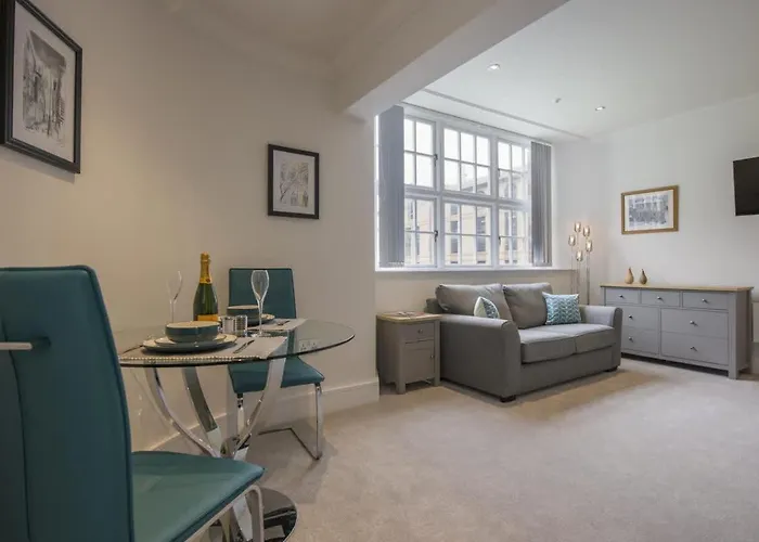 Chocolets - The Foss Apartment